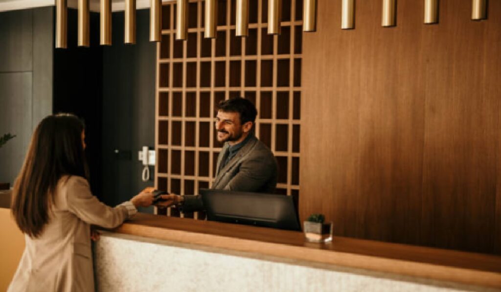 Trabajos en hoteles turnos rotativos