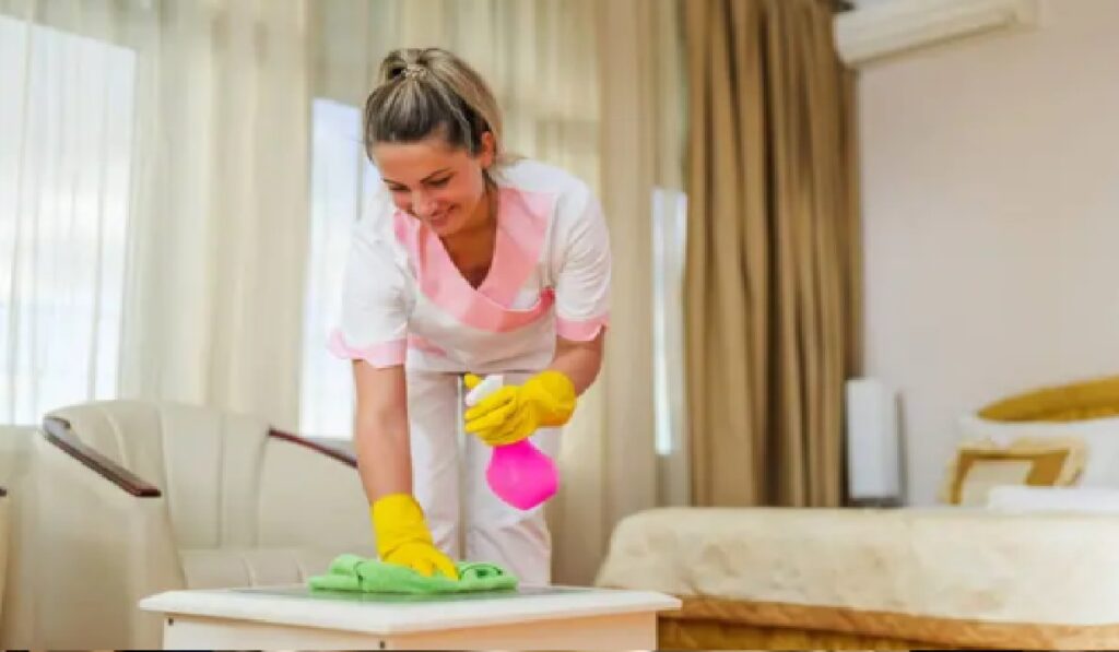 Trabajos para limpieza de hotel